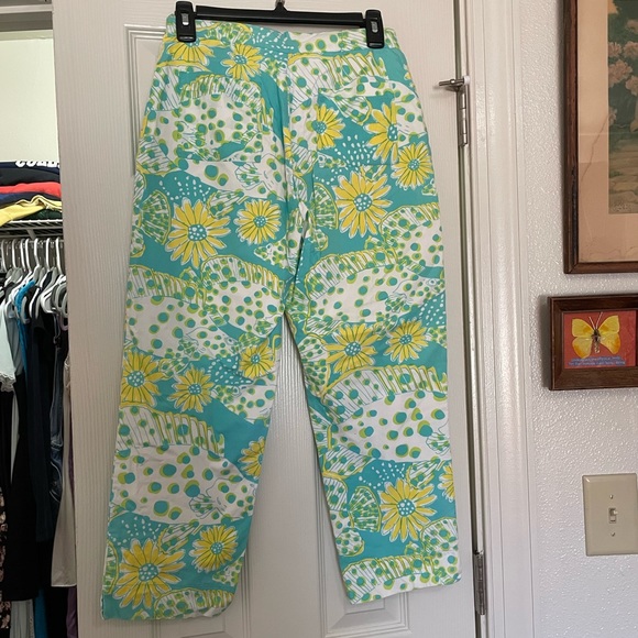 Vintage Lilly Pulitzer capris - Picture 2 of 2